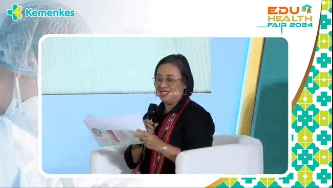 DIREKTUR POLTEKKES MALUKU MODERATOR TALKSHOW EDU HEALTH FAIR 2024