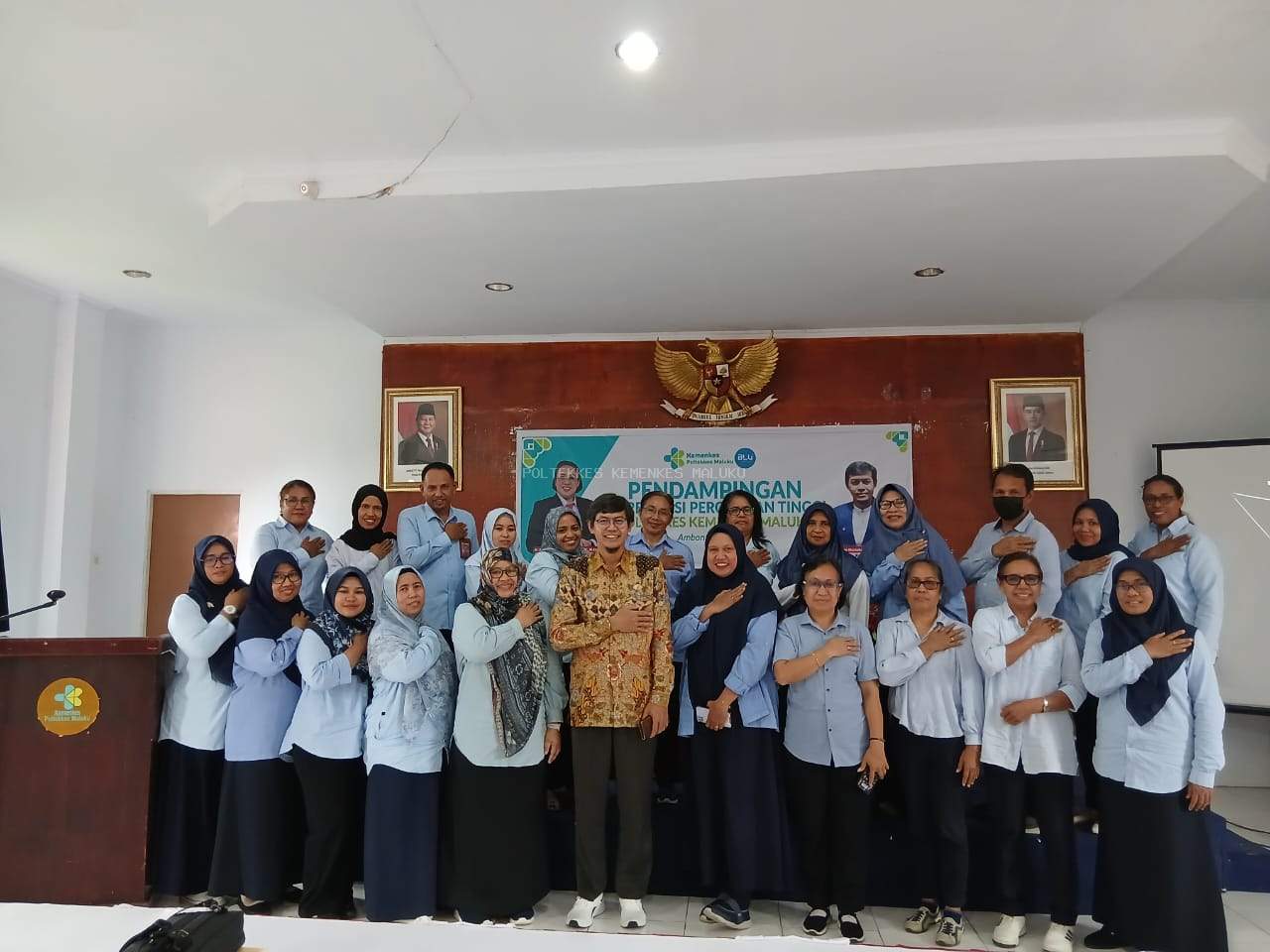 POLTEKKES KEMENKES MALUKU GELAR PENDAMPINGAN AKREDITASI BERSAMA PROF. AGUS S. MUNTOHAR